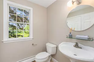220 Island Dr, Middletown, RI 02842 - Photo 17