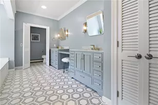 1 Harbor View Dr, Newport, RI 02840 - Photo 35