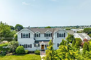 33 Withington Rd, Narragansett, RI 02882 - Photo 1