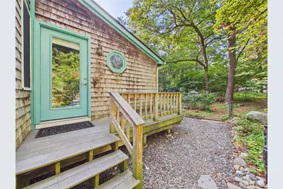 657 Shannock Road, South Kingstown, RI 02879 - Photo 5