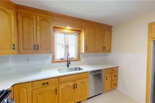 181 Fiat Ave, Cranston, RI 02910 - Photo 5