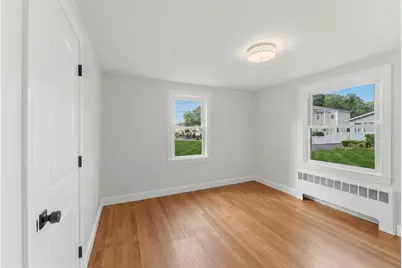28 Plain Street, East Providence, RI 02916 - Photo 23