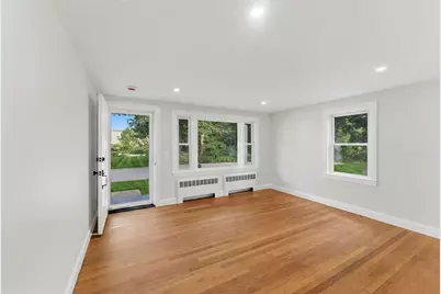28 Plain Street, East Providence, RI 02916 - Photo 11