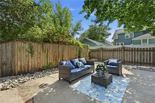15 Kent Pl, Cranston, RI 02905 - Photo 27