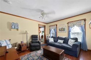 37 Remington St, Warwick, RI 02888 - Photo 21