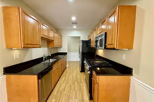 70 Turner St, Warwick, RI 02886 - Photo 7