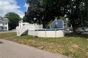 351 Robinson St, Woonsocket, RI 02895 - Photo 5