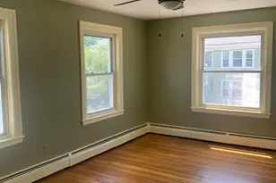 91 Sterling St, Pawtucket, RI 02860 - Photo 9