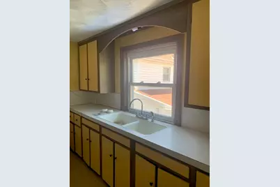 91 Sterling Street, Pawtucket, RI 02860 - Photo 15