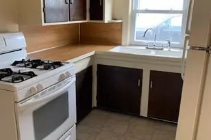 91 Sterling St, Pawtucket, RI 02860 - Photo 23