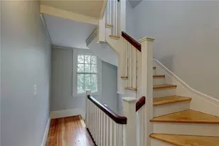 16 Elton St, Providence, RI 02906 - Photo 17