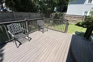 16 Elton St, Providence, RI 02906 - Photo 25