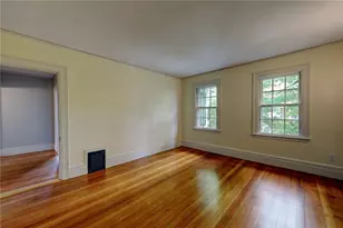 16 Elton St, Providence, RI 02906 - Photo 13