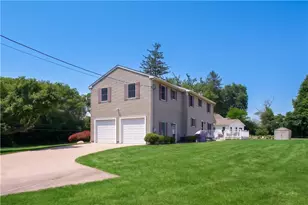3 Courtney Ln, Hopkinton, RI 02832 - Photo 3