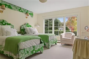 124 Harrison Ave, Newport, RI 02840 - Photo 15