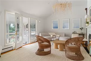 124 Harrison Ave, Newport, RI 02840 - Photo 9