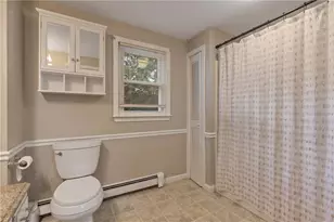 76 Dewey St, Woonsocket, RI 02895 - Photo 17