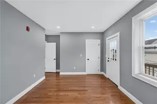 100 Knight St, Providence, RI 02909 - Photo 9