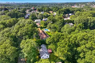 380 Angell Rd, North Providence, RI 02904 - Photo 41
