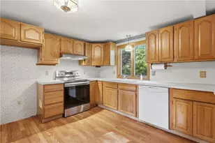 380 Angell Rd, North Providence, RI 02904 - Photo 5