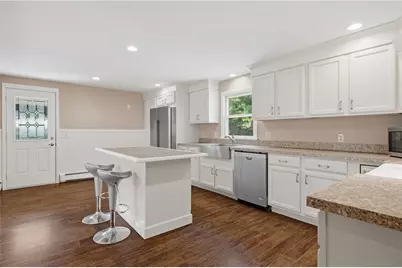 567 Providence Pike, North Smithfield, RI 02896 - Photo 15