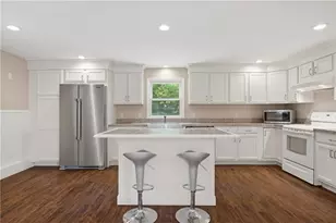 567 Providence Pike, North Smithfield, RI 02896 - Photo 13