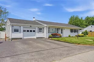 128 Sharon St, Cranston, RI 02910 - Photo 7