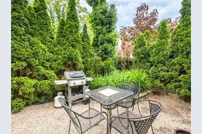 22 Young Street, Newport, RI 02840 - Photo 29