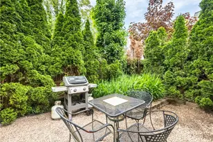 22 Young St, Newport, RI 02840 - Photo 29