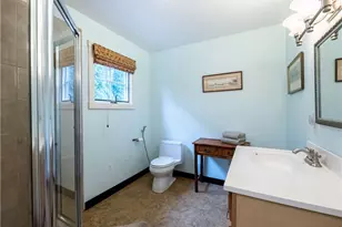 22 Young St, Newport, RI 02840 - Photo 25