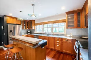 22 Young St, Newport, RI 02840 - Photo 11