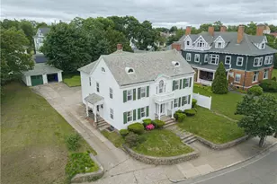 36 Underwood Dr, Pawtucket, RI 02860 - Photo 3