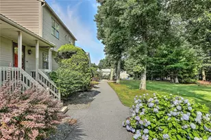2705 Pinewood Dr, Smithfield, RI 02917 - Photo 3