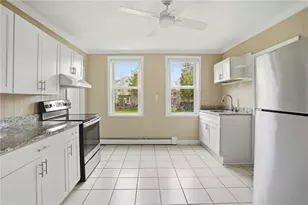 48 Constitution St, Bristol, RI 02809 - Photo 5