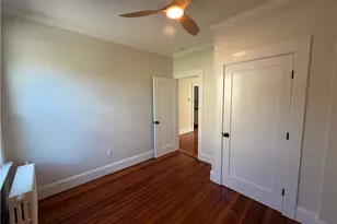 7 Caswell St, Newport, RI 02840 - Photo 19