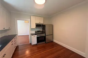 7 Caswell St, Newport, RI 02840 - Photo 21