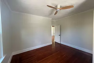 7 Caswell St, Newport, RI 02840 - Photo 11