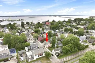 21 Elm St, Newport, RI 02840 - Photo 1