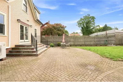 21 Elm Street, Newport, RI 02840 - Photo 5