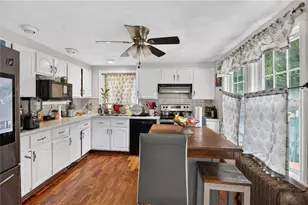 86 Summit Ave, West Warwick, RI 02893 - Photo 7