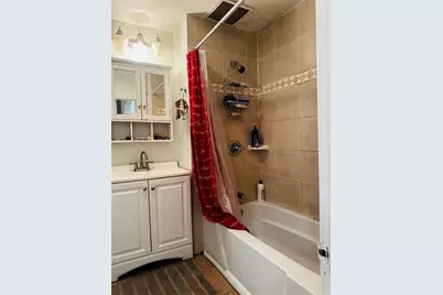194 Pavilion Avenue, Providence, RI 02905 - Photo 29