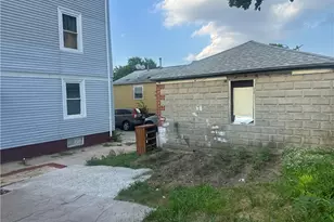 22 Pennsylvania Ave, Providence, RI 02905 - Photo 41