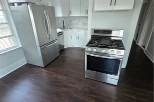 25 Brighton St, Providence, RI 02909 - Photo 13