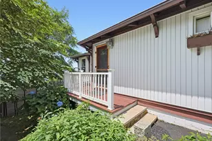 213 Seaside Dr, Jamestown, RI 02835 - Photo 7