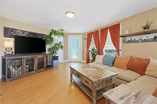 213 Seaside Dr, Jamestown, RI 02835 - Photo 9