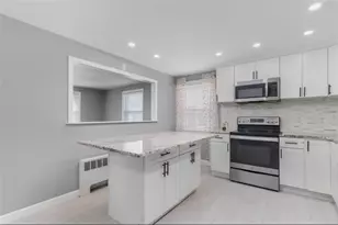 89 Rome Ave, Providence, RI 02908 - Photo 7