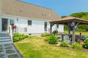 98 George St, Barrington, RI 02806 - Photo 7