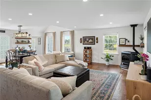 98 George St, Barrington, RI 02806 - Photo 15