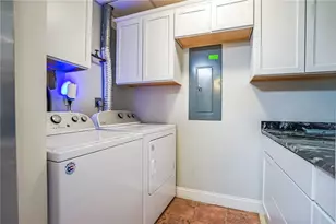 300 Front St, Pawtucket, RI 02860 - Photo 7