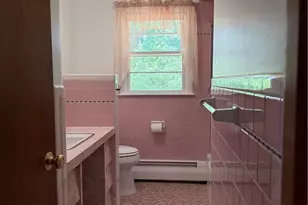 101 Iroquois Rd, Cumberland, RI 02864 - Photo 17